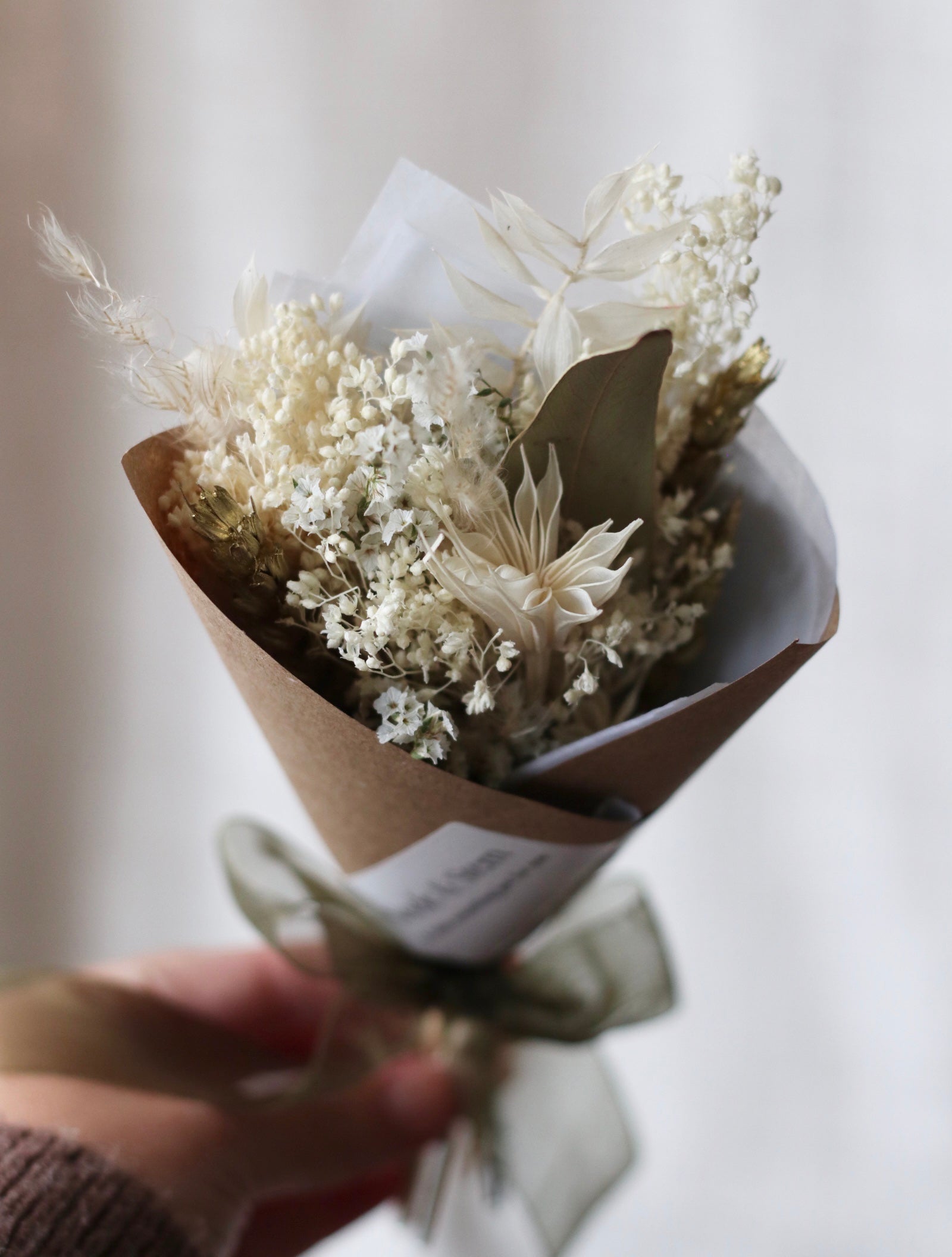 Mini Stella Pampas Christmas Bouquet