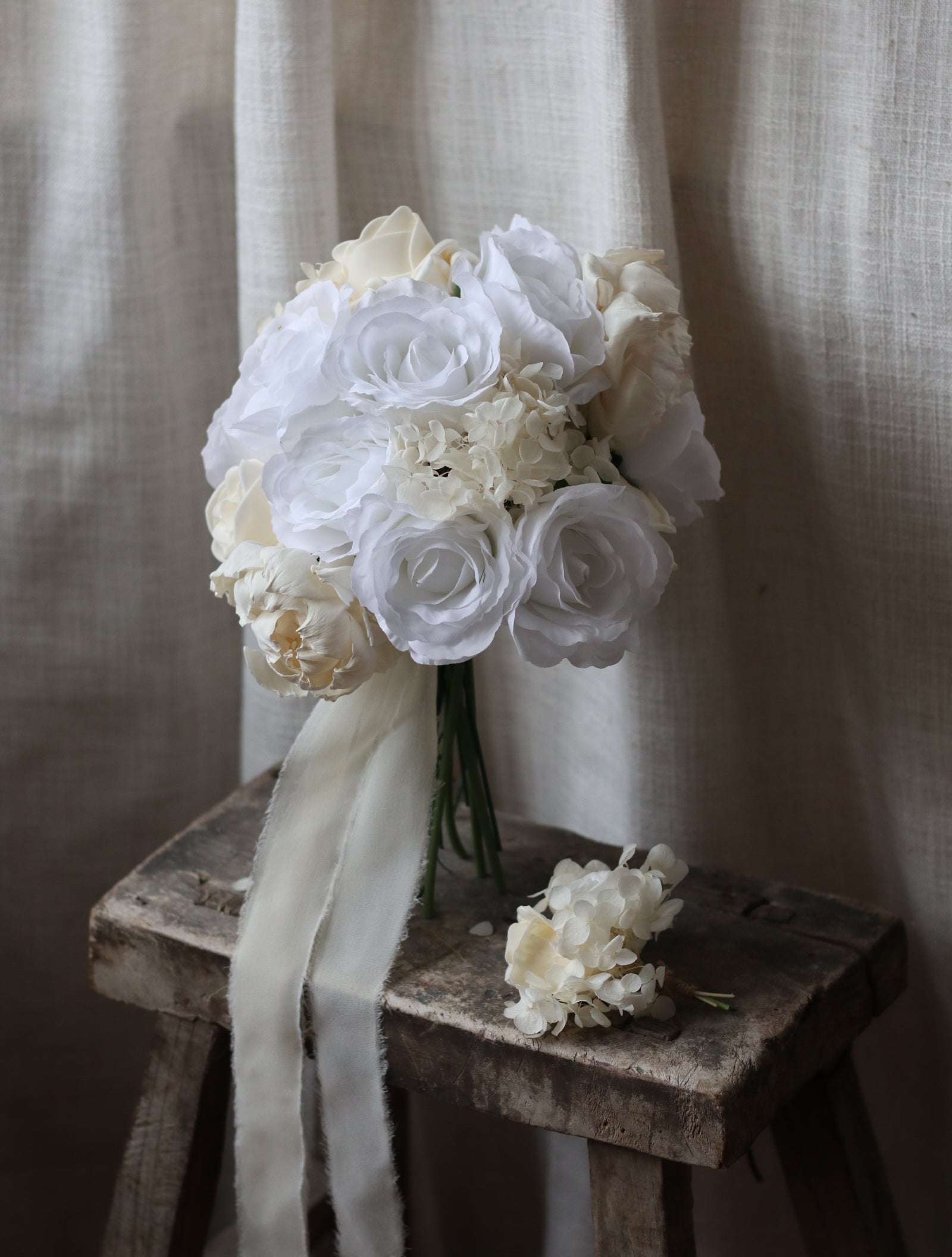 Ffion | White Rose & Hydrangea Bridal Bouquet
