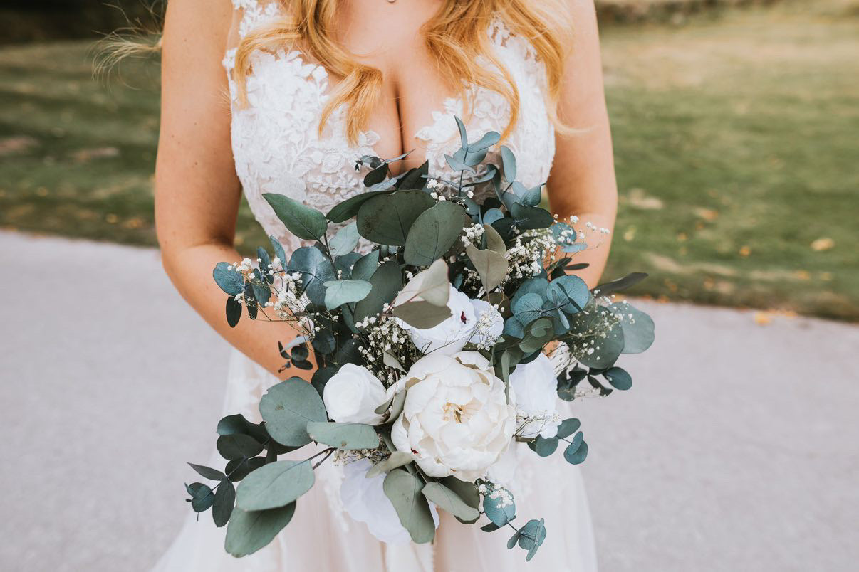 Siona | Luxury White Bridal Bouquet
