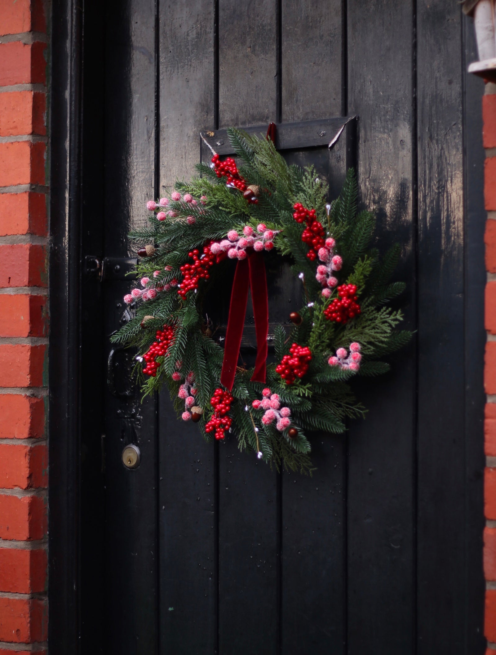 Robyn Red Berry Wreath