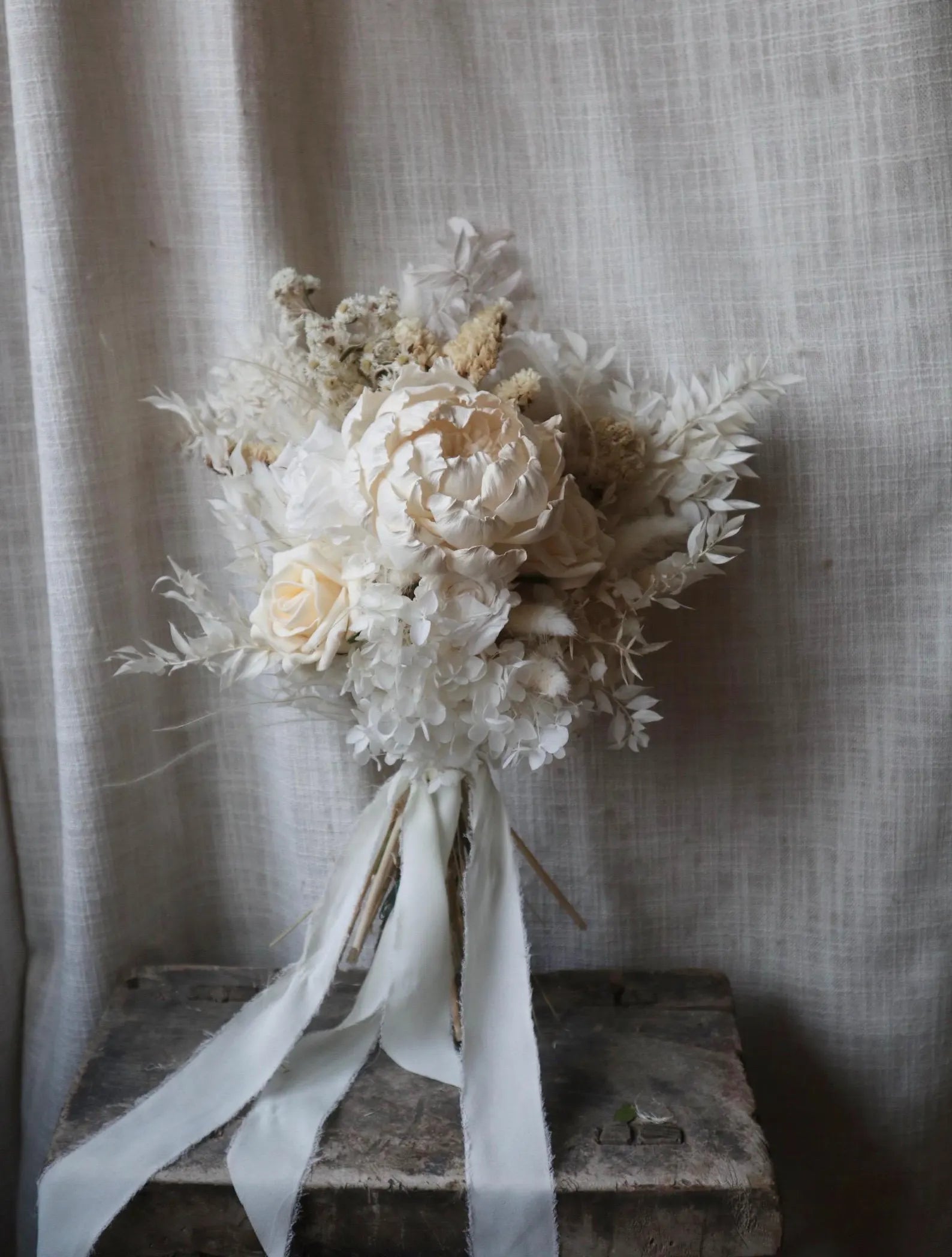 Lily | Luxury Neutral White Bridal Bouquet
