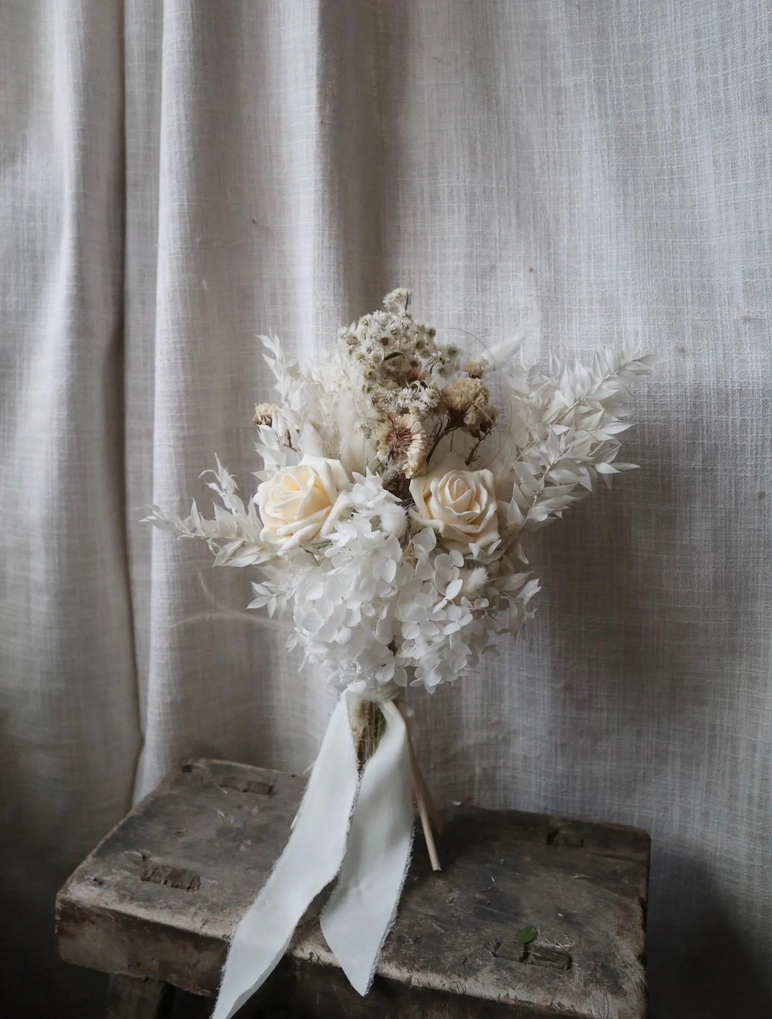 Lily | Luxury Neutral White Bridal Bouquet
