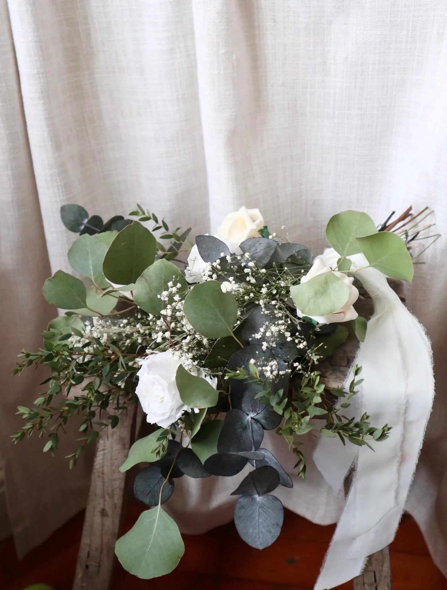 Lumi | White & Green Bridal Bouquet