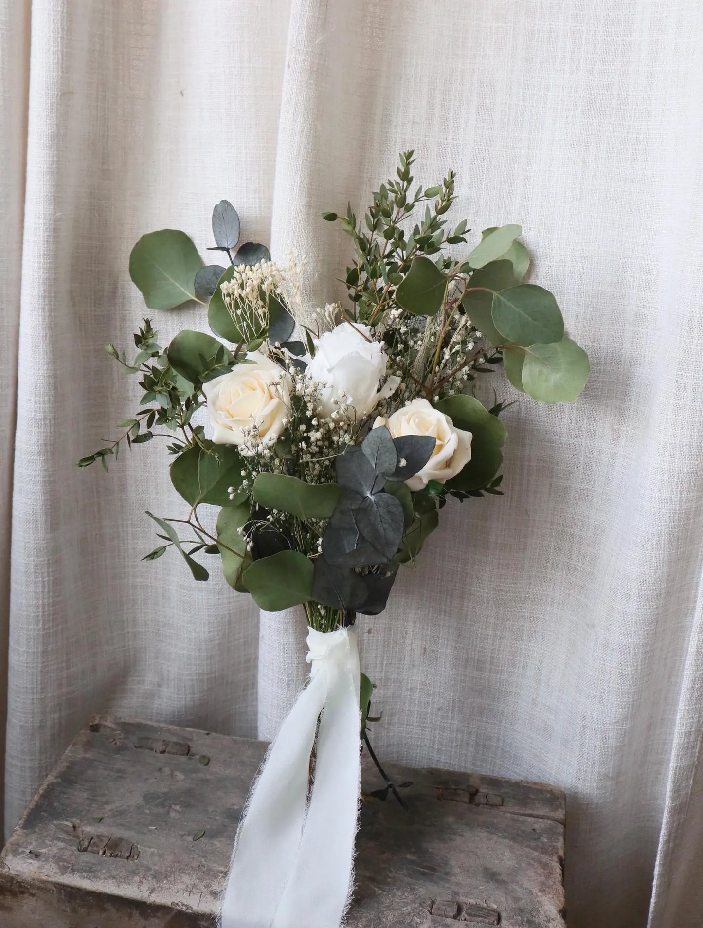 Lumi | White & Green Bridal Bouquet