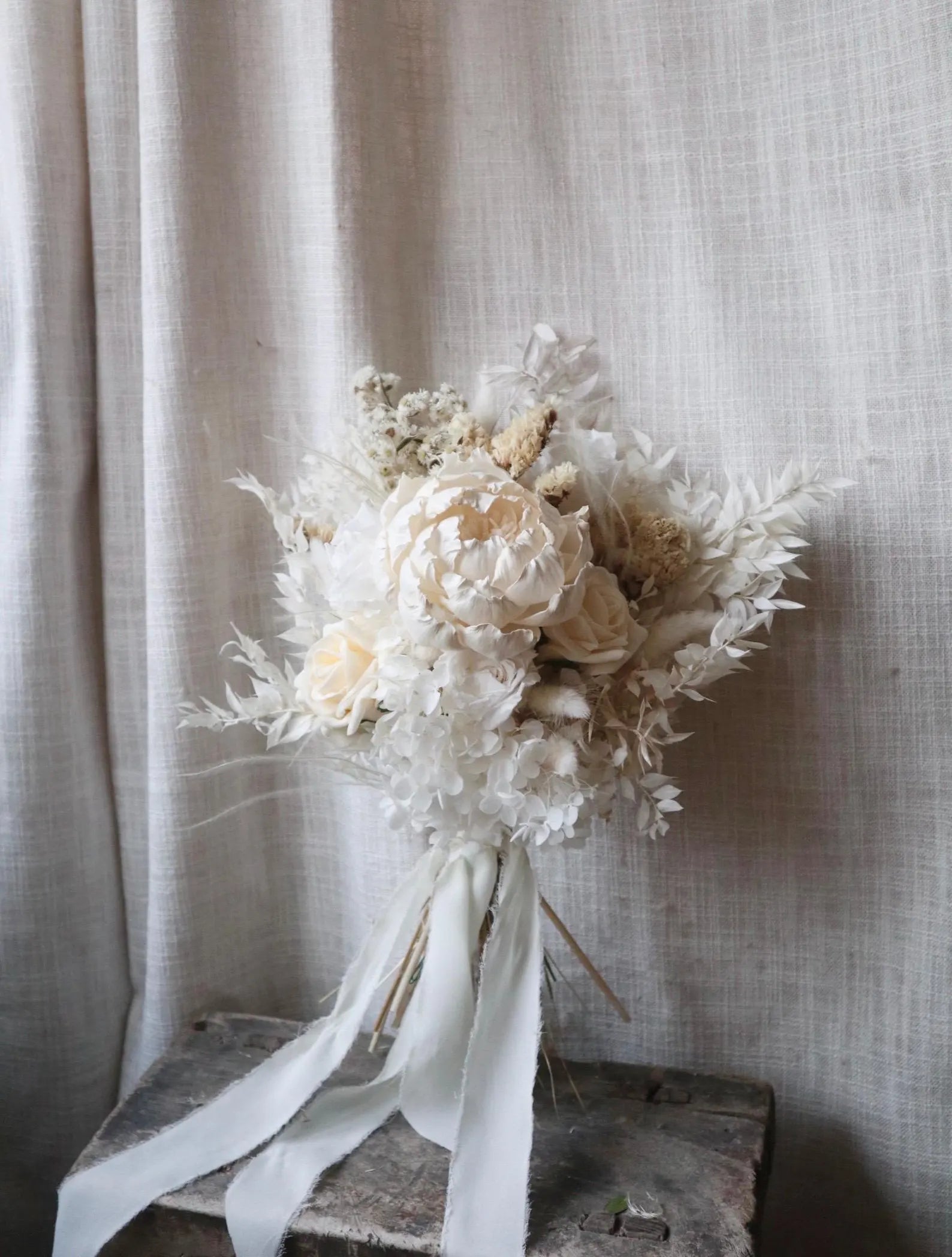 Lily | Luxury Neutral White Bridal Bouquet
