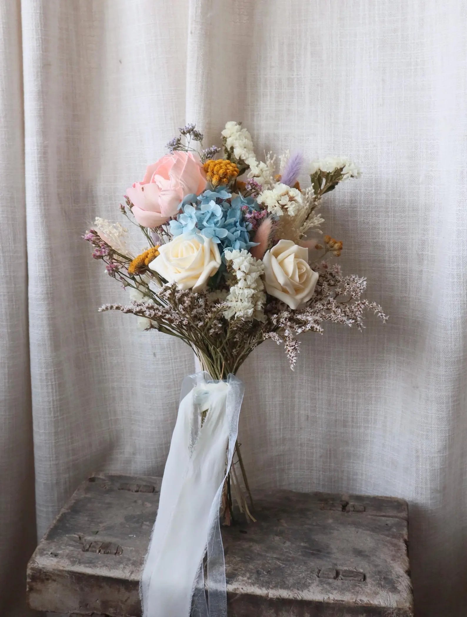Perla | Pastel Dried Flower Bridal Bouquet