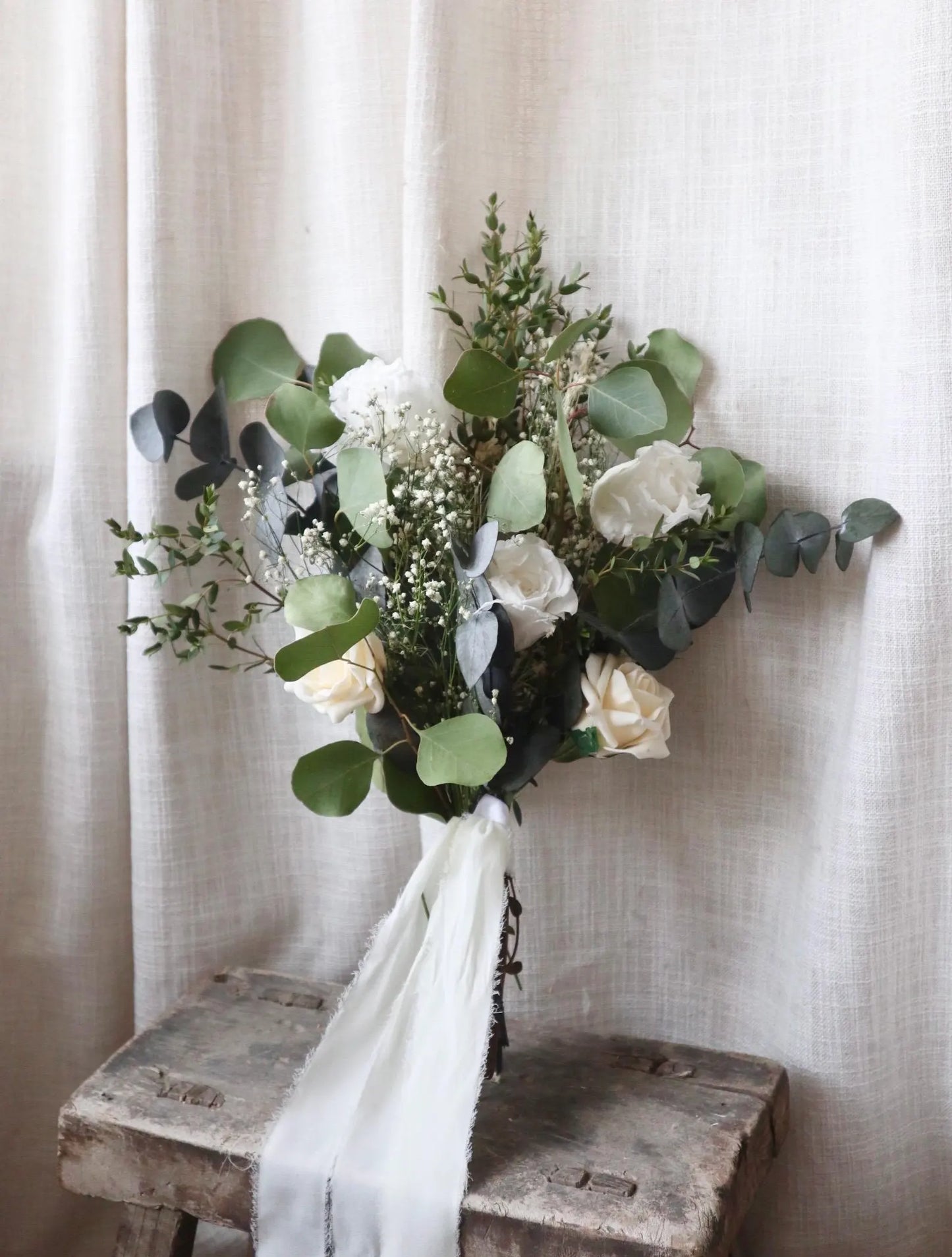 Lumi | White & Green Bridal Bouquet