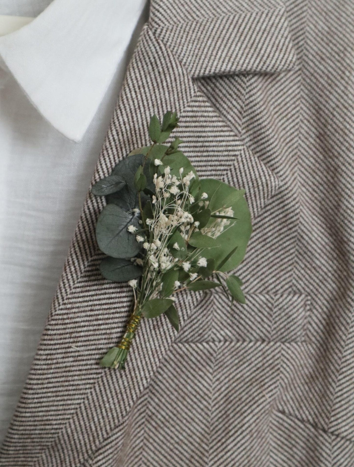 Lumi | White & Green Bridal Bouquet