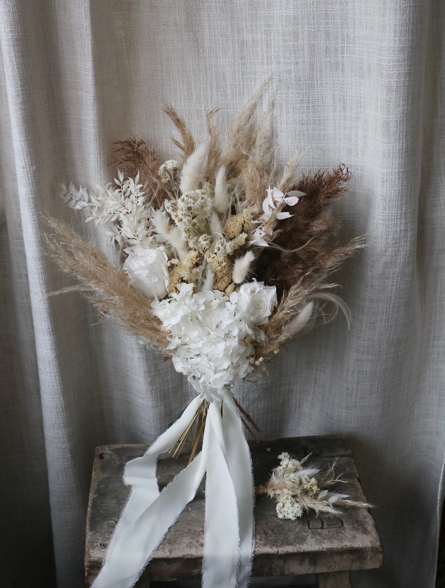 Bonnie | Neutral Luxury Dried Flower Bouquet