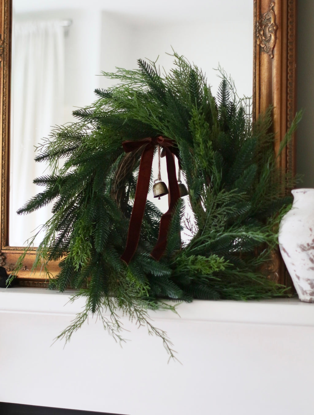 Melody Bell Christmas Wreath