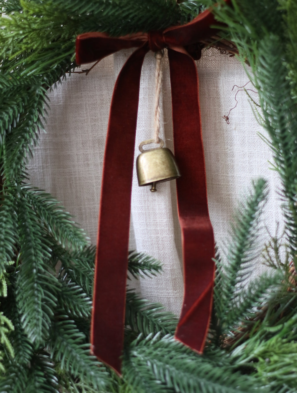 Melody Bell Christmas Wreath