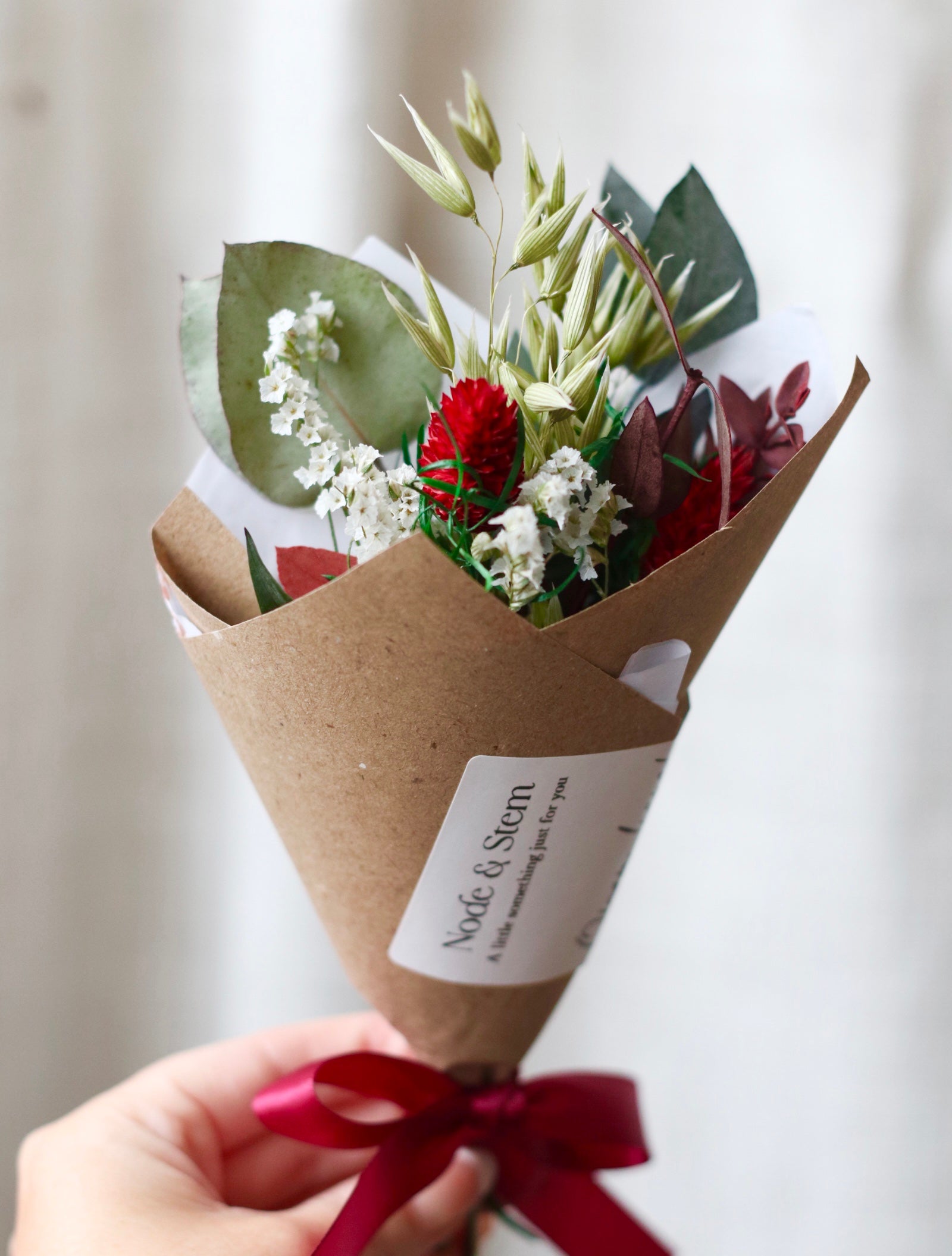 Mini Celyn Dried Flower Christmas Bouquet