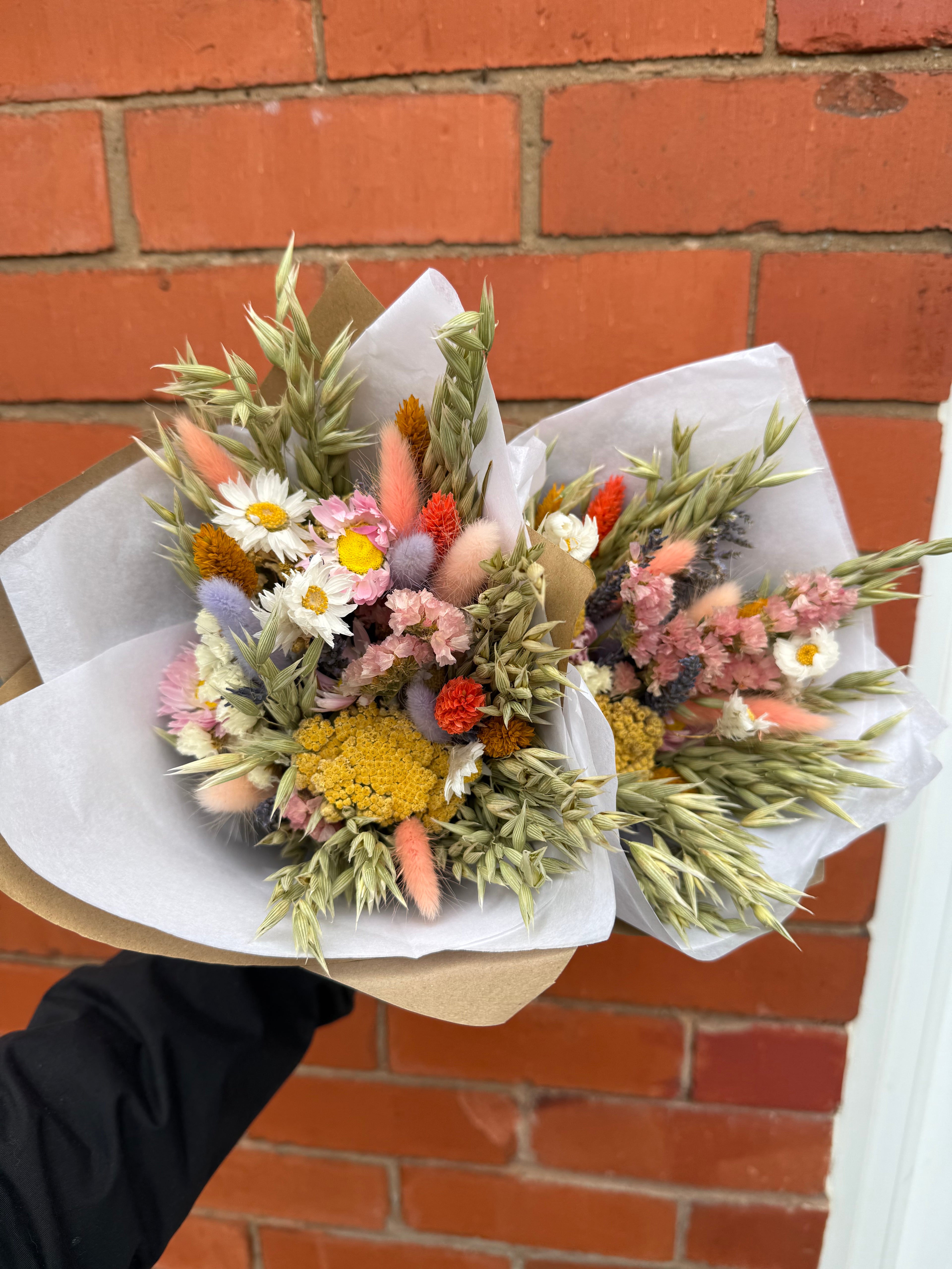 Mia | Spring Dried Flower Bouquet