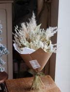Stella Pampas Christmas Bouquet