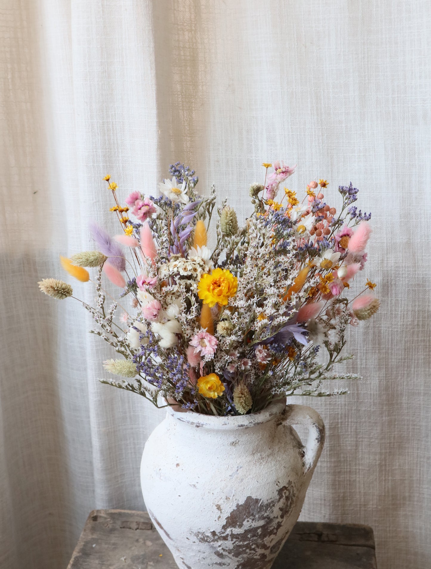 Lila Pastel Dried Flower Bouquet