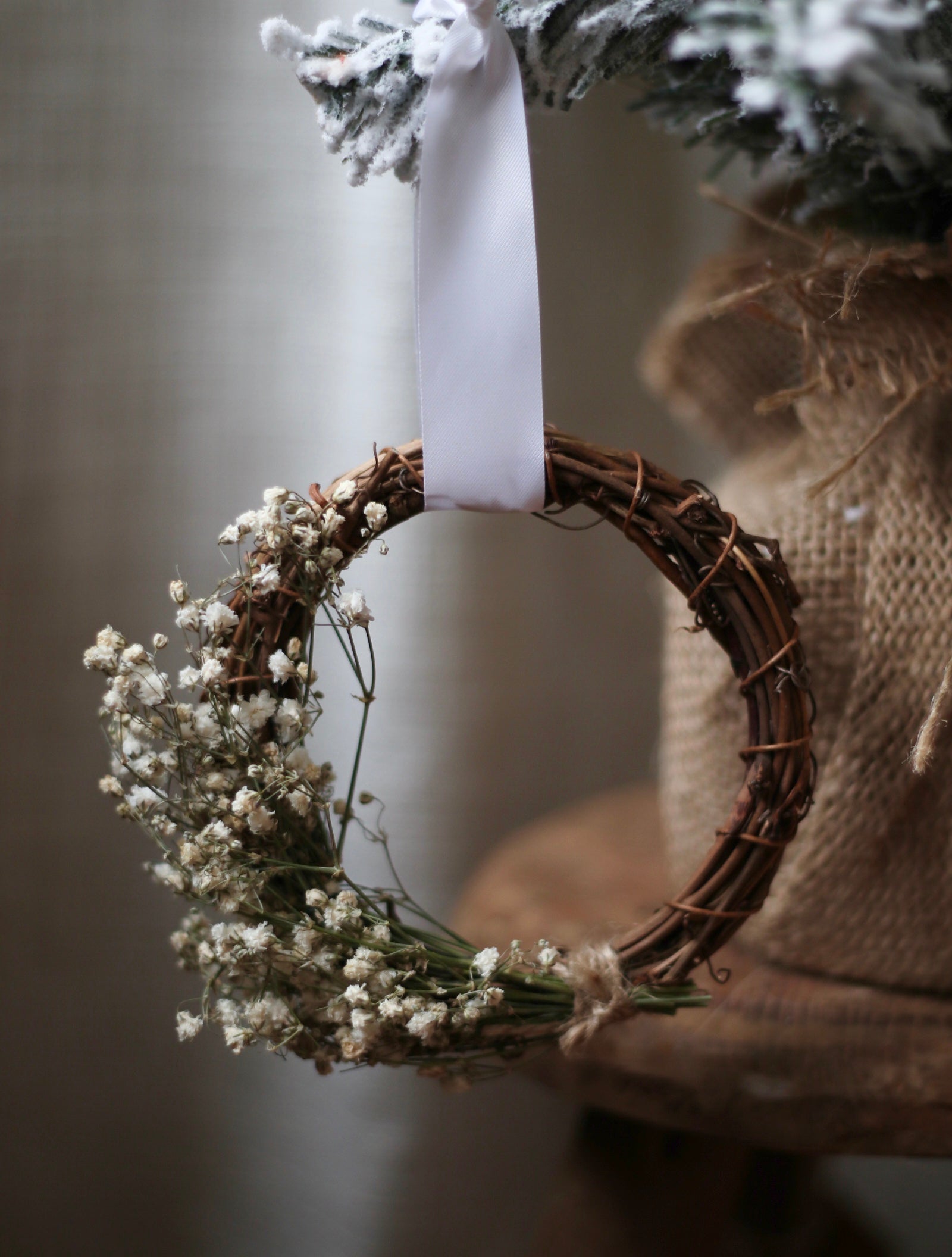 Mini Gypsophila Wreath