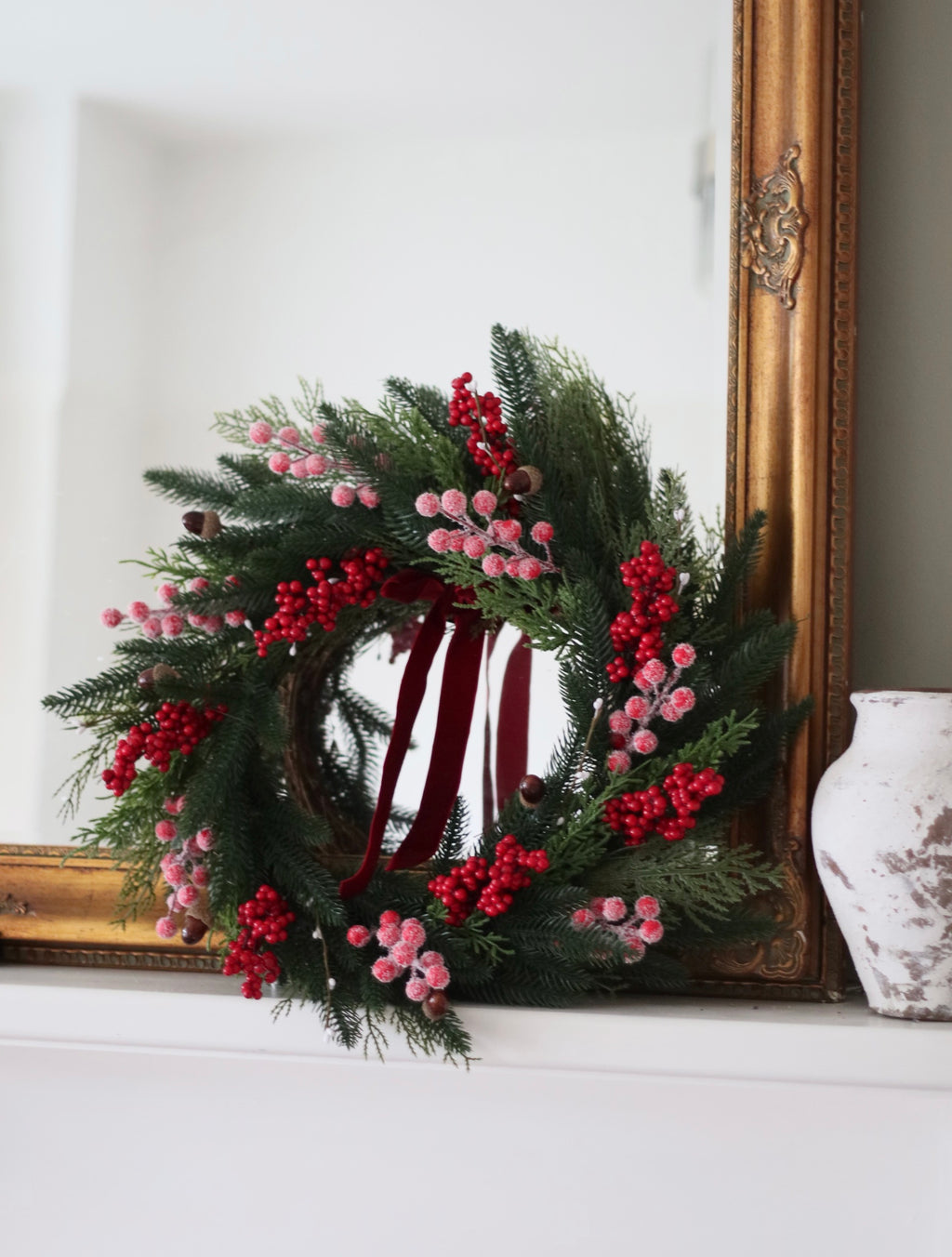 Robyn Red Berry Wreath