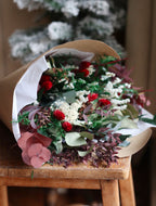 Celyn Dried Flower Christmas Bouquet