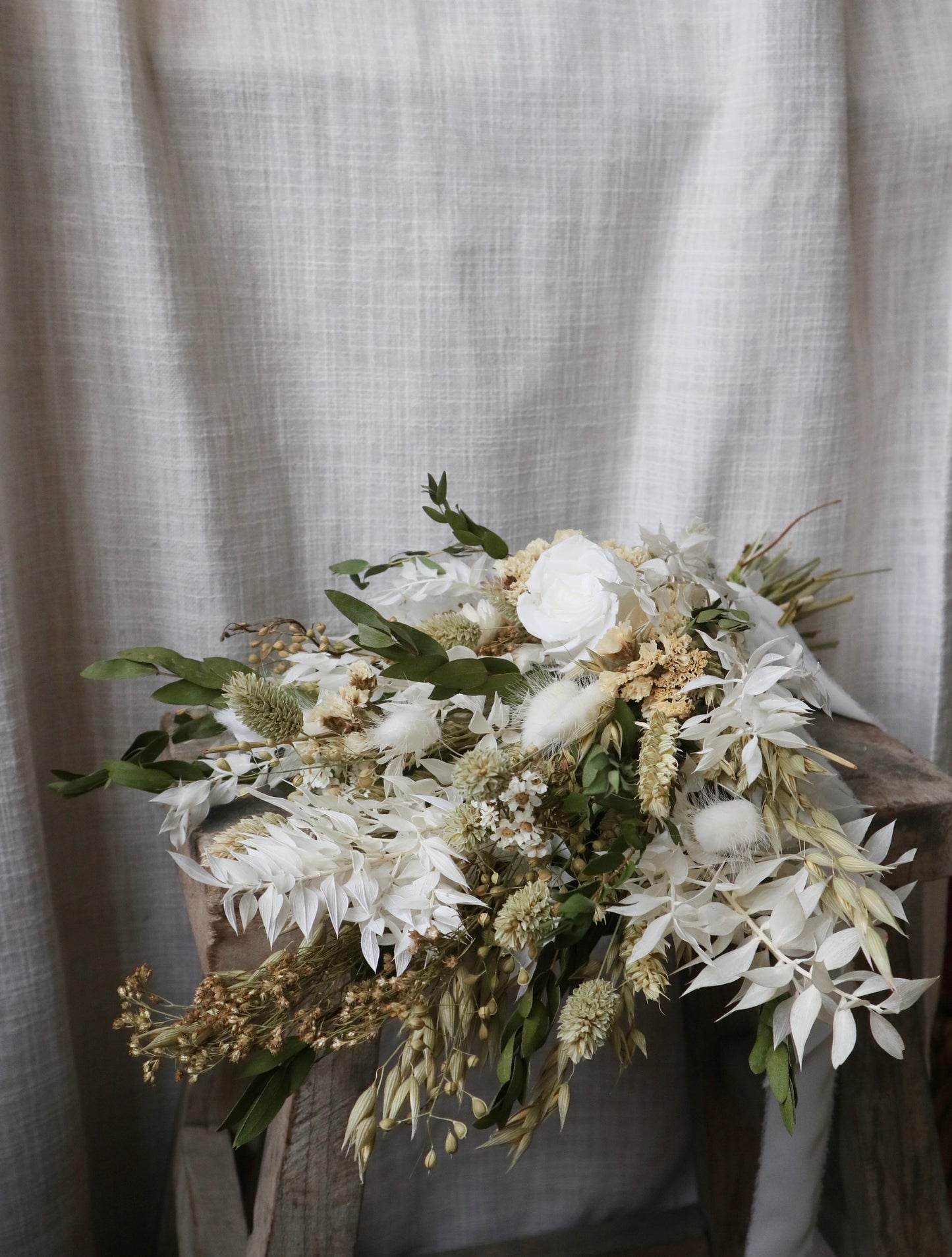 Clove | White & Green Dried Flower Bouquet