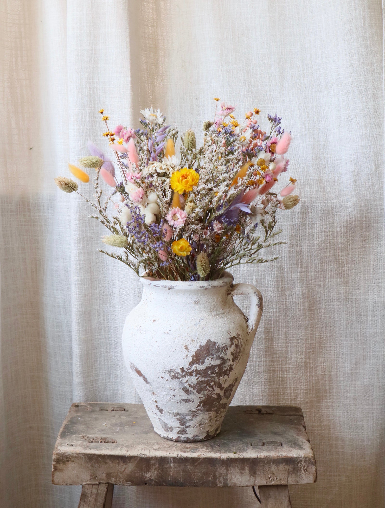 Lila Pastel Dried Flower Bouquet