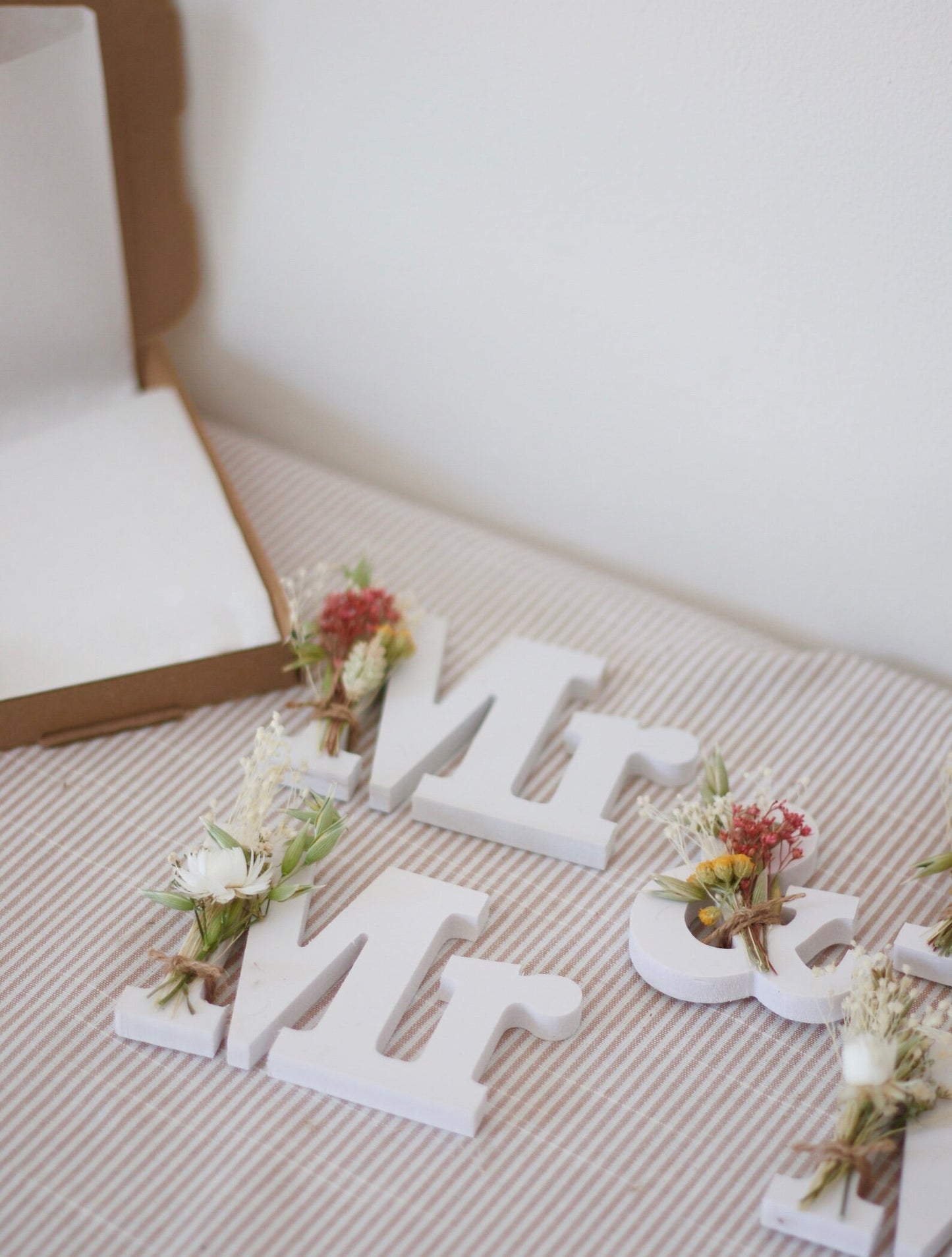 Dried Flower Wooden Wedding Signs