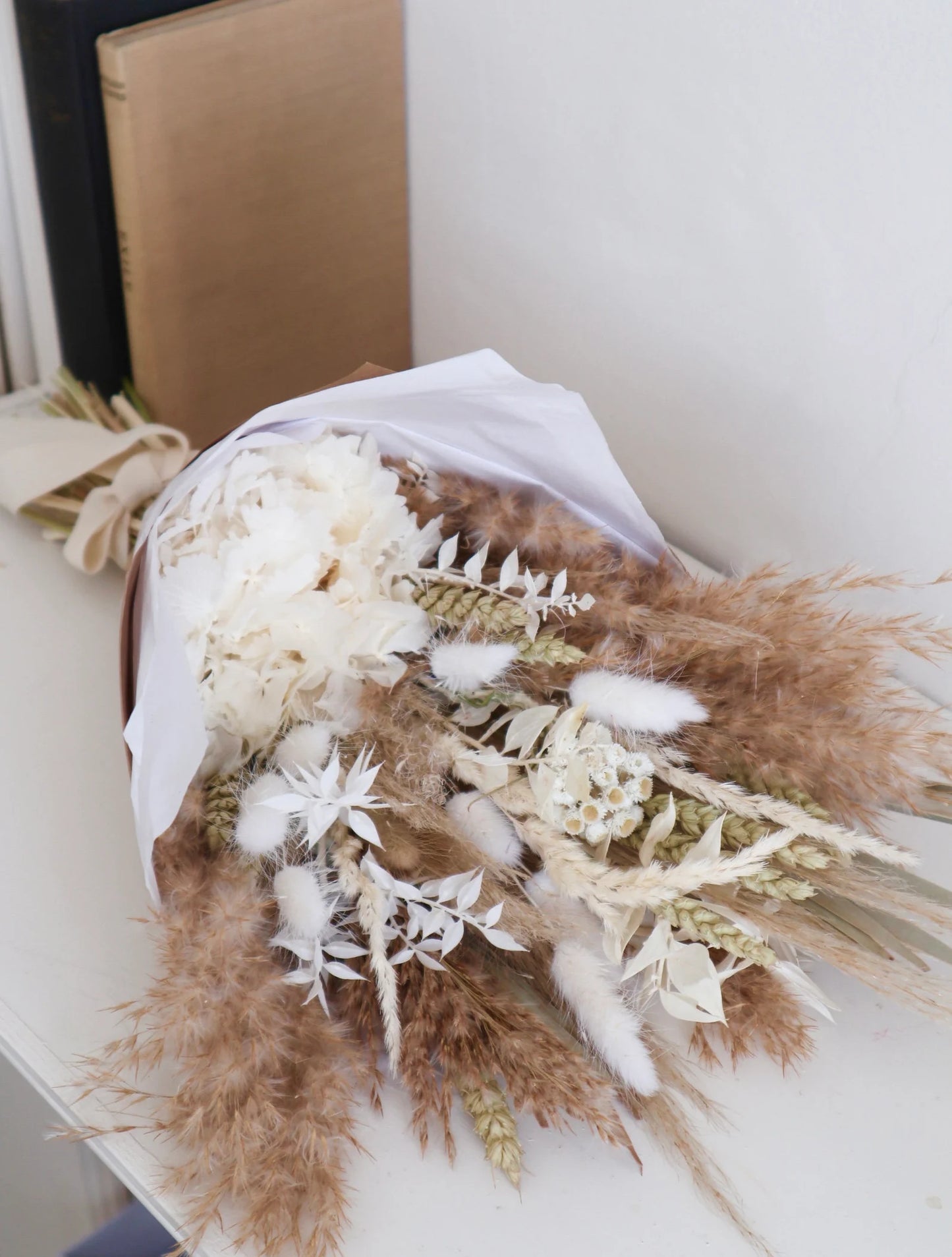 Willow | Neutral Dried Flower Bouquet