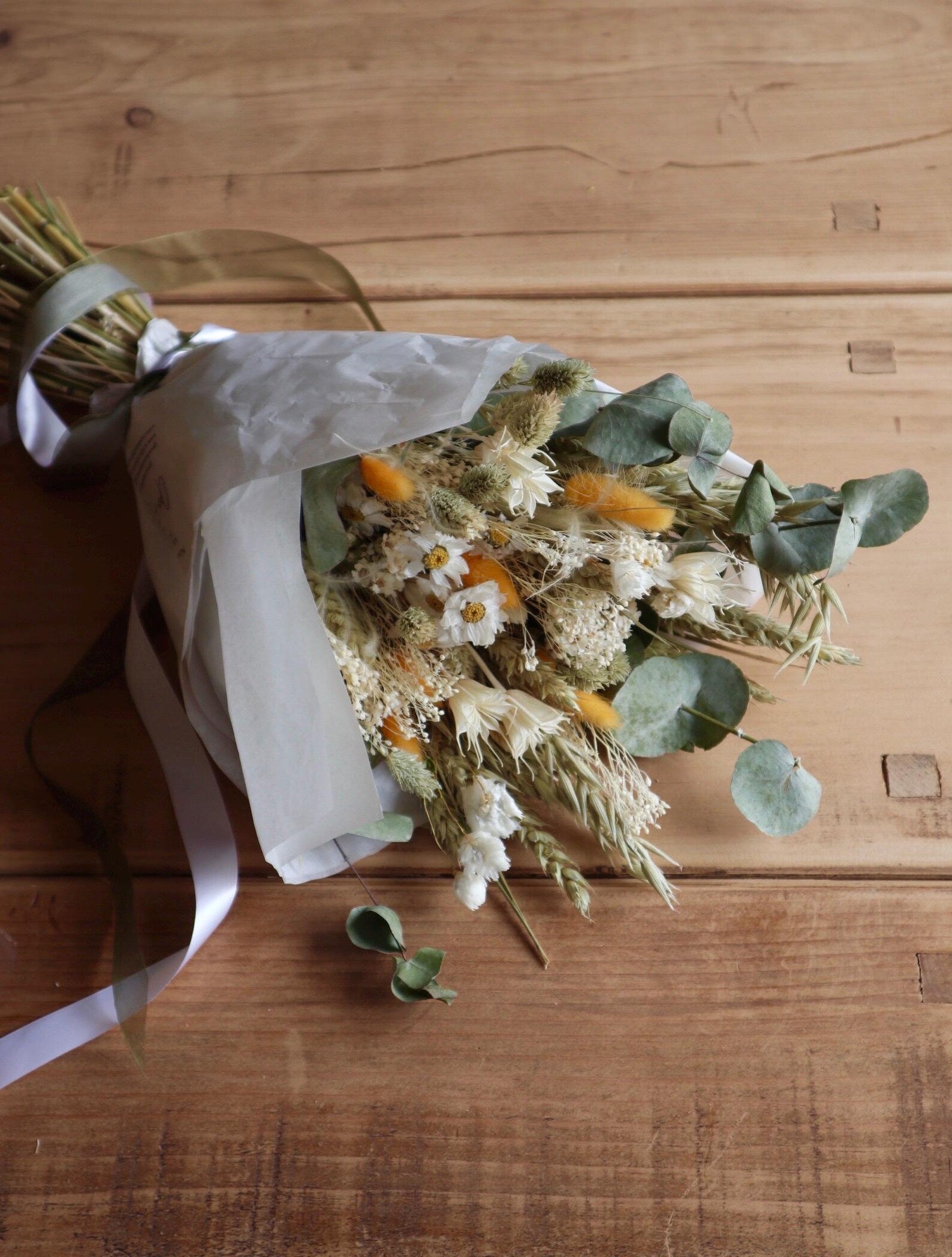 Siora Spring Dried Flower Bouquet