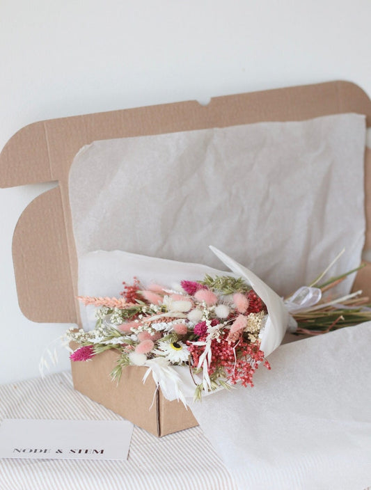 Rosa | Dried Flower Bouquet