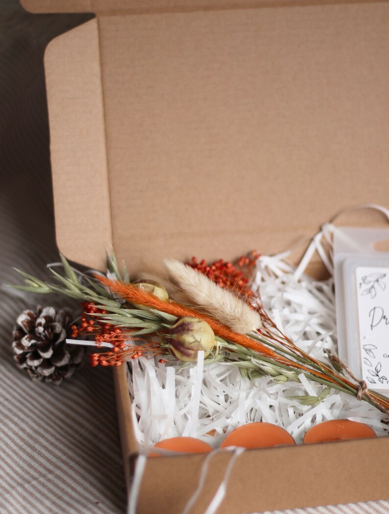 Autumn Dried Flower Bouquet & Home Fragrance Gift Box