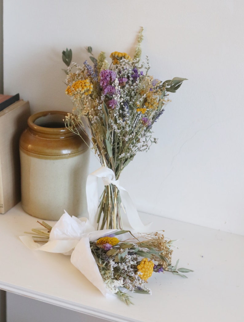 Birdie | Spring Dried Flower Bouquet