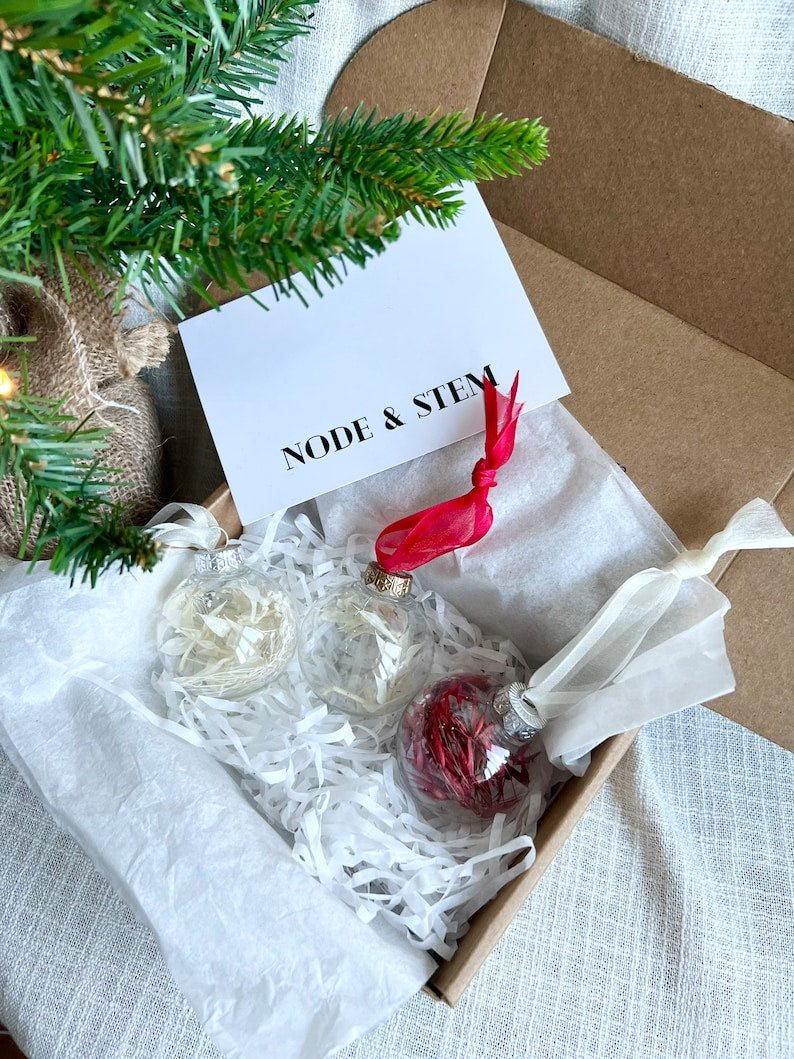 Dried Flower Baubles